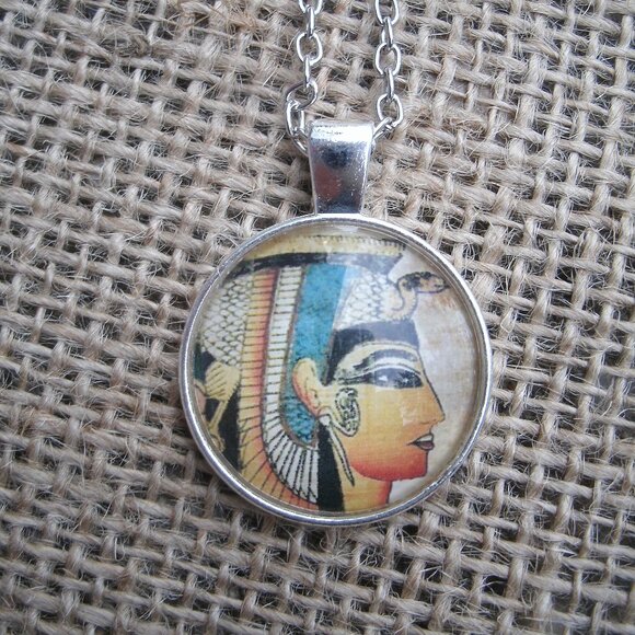 Egyptian Goddess Isis Glass Cabochon Pendant Necklace - Picture 1 of 12